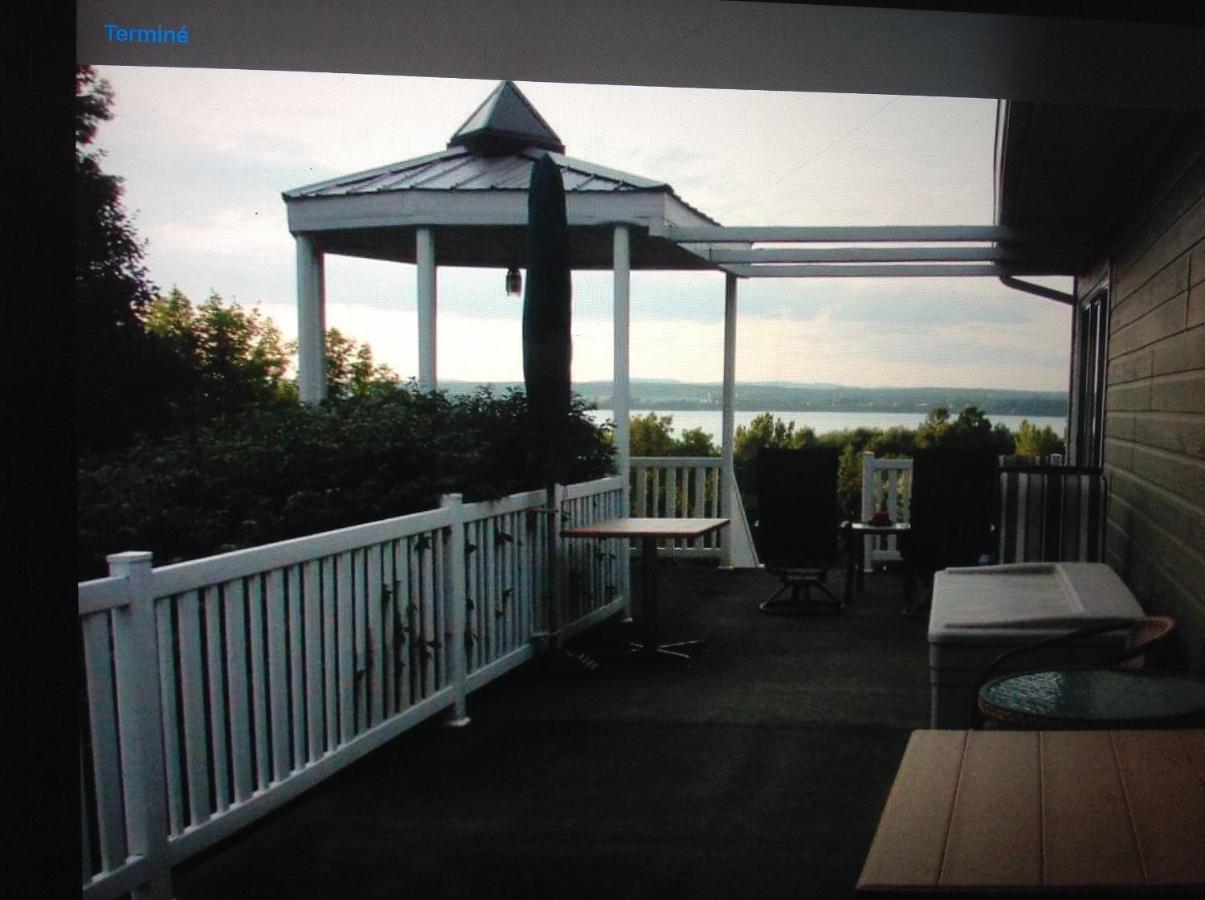 Lotbiniere Les Saisons Du Fleuve B&B 외부 사진