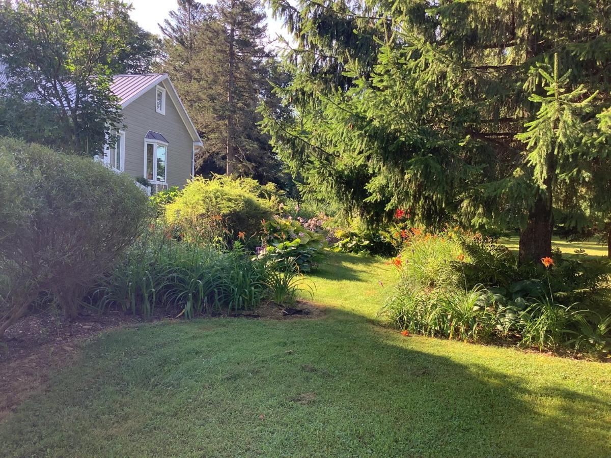 Lotbiniere Les Saisons Du Fleuve B&B 외부 사진