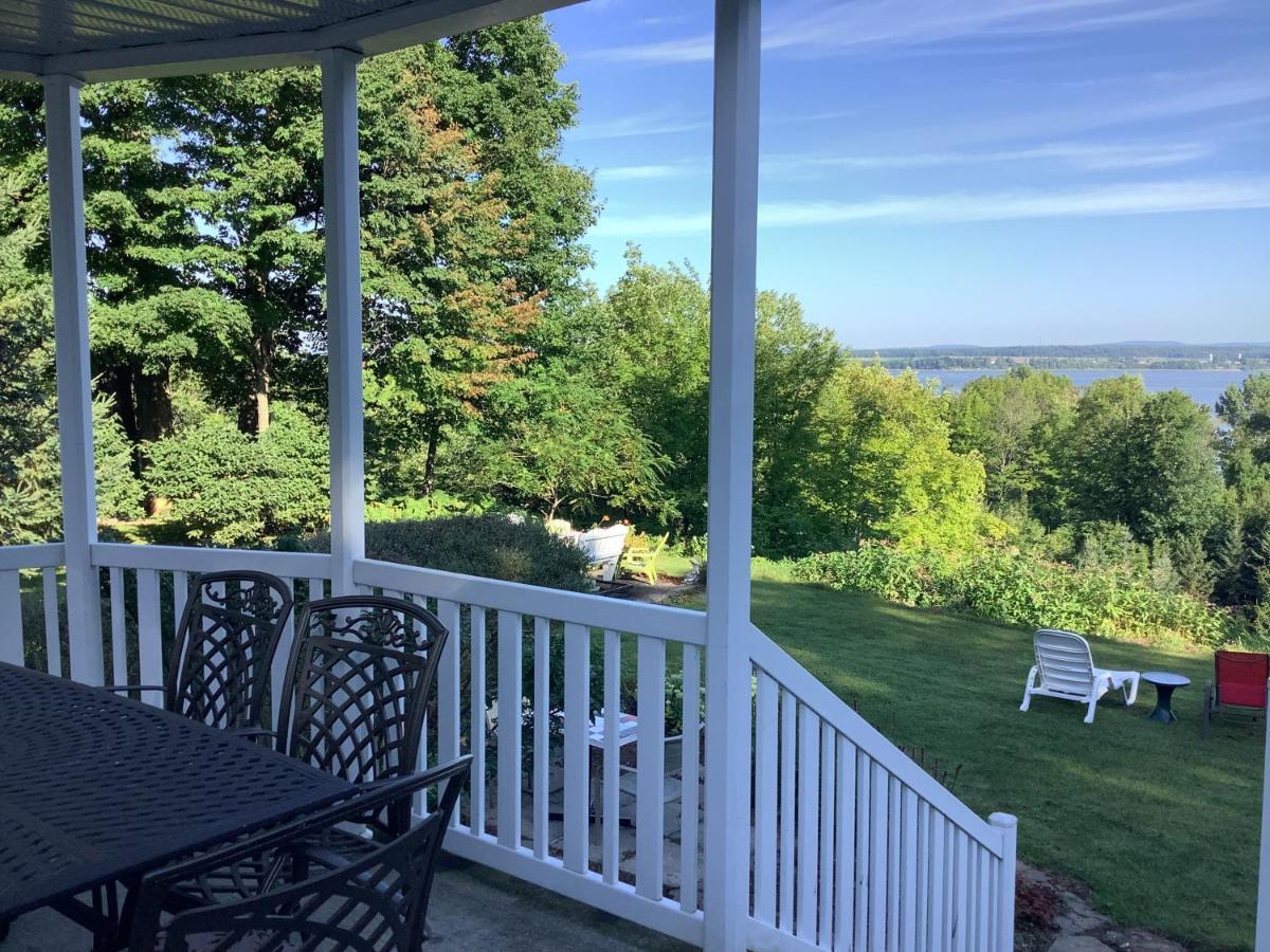 Lotbiniere Les Saisons Du Fleuve B&B 외부 사진