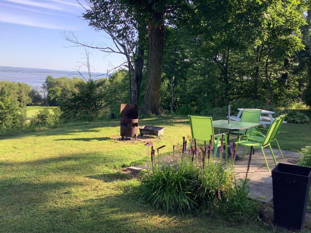 Lotbiniere Les Saisons Du Fleuve B&B 외부 사진