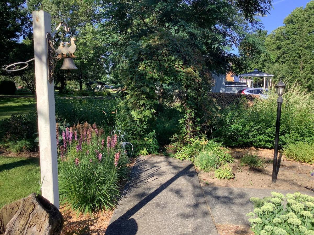 Lotbiniere Les Saisons Du Fleuve B&B 외부 사진